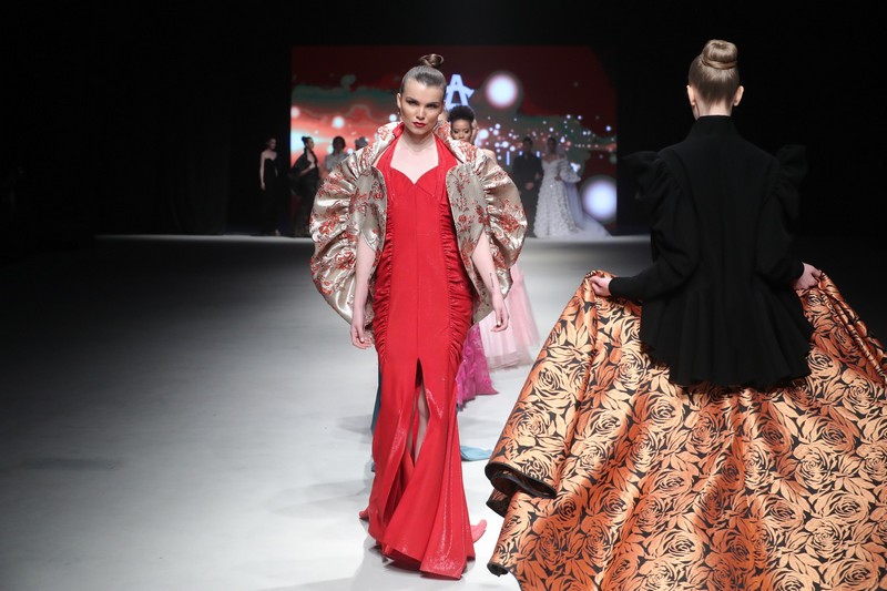 Designers & Brands Fashion Shows